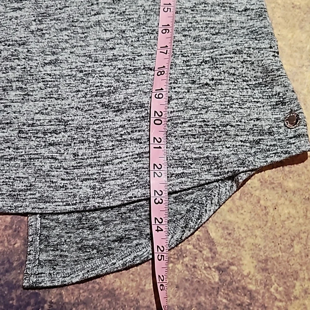 Calvin Klein Performance | Gray Tee - Picture 8 of 9